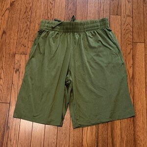 Men's Green Shorts